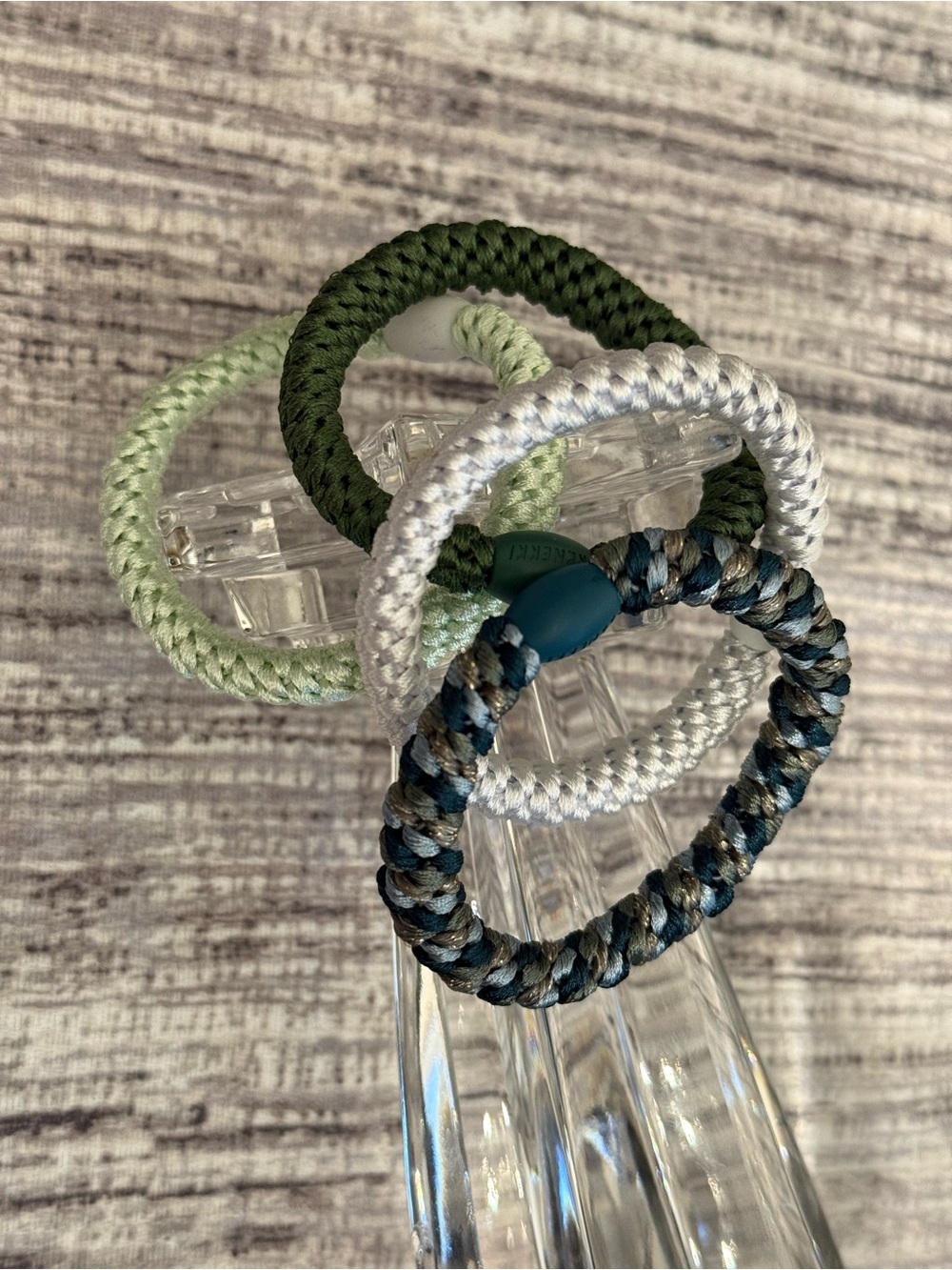 Authentic original KKNEKKI
hair ties. Set of 4